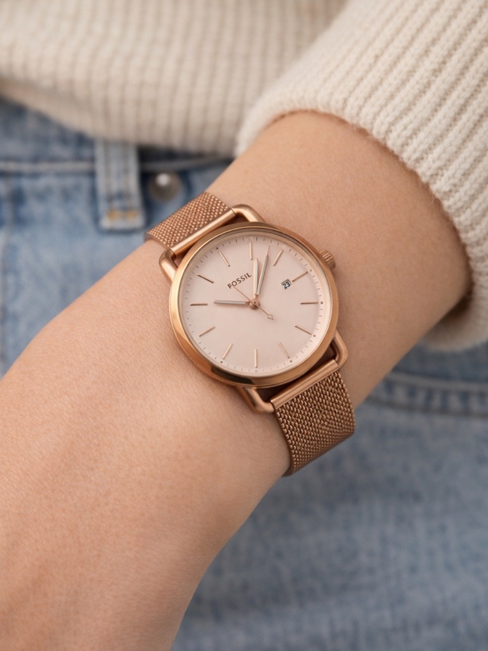 Fossil Women's Rose-Tone Mesh Bracelet Watch